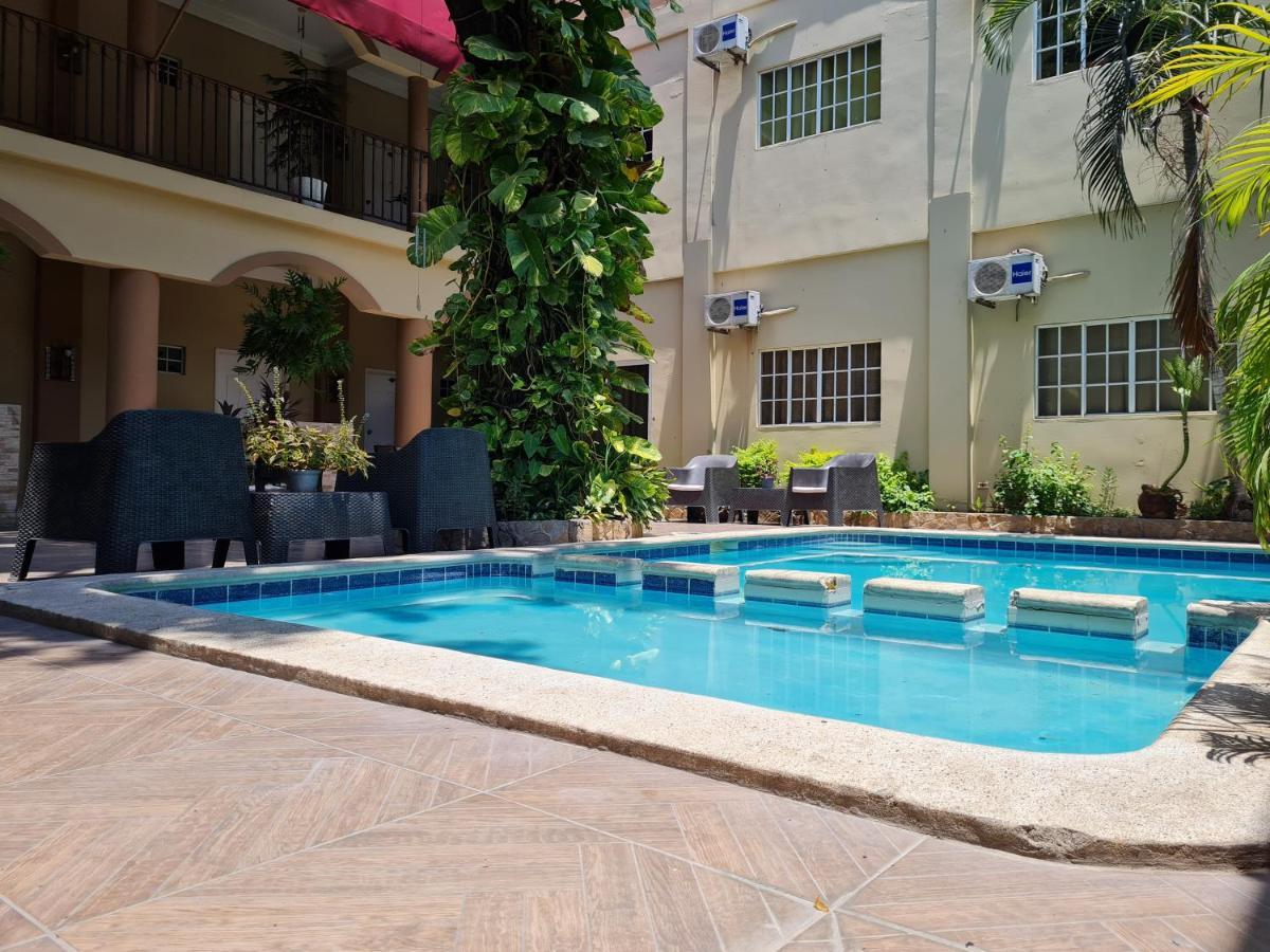 Hotel Plaza Floresta San Miguel Esterno foto